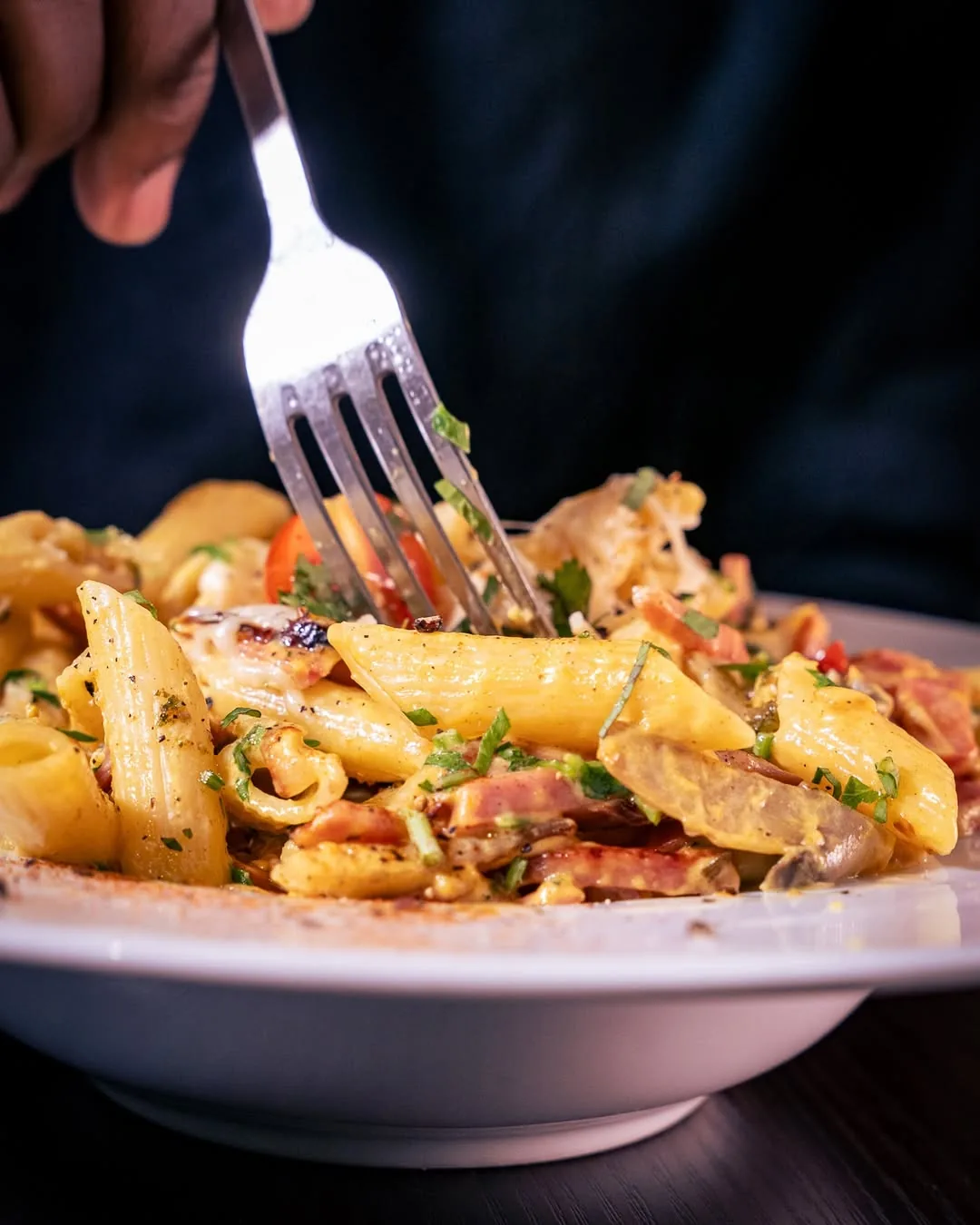 Chef's penne, halal turkey ham, mushrooms